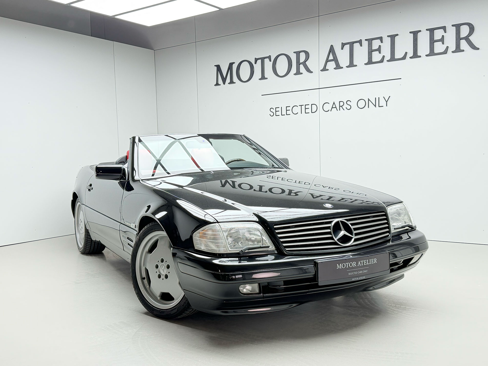 Mercedes-SL-320